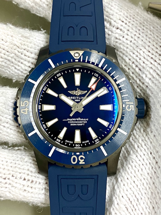 BREITLING SUPREOCEAN

ブライトリング スーパーオーシャン

AUTOMATIC 48

オートマチック 48

DLCコーティングチタンブルー