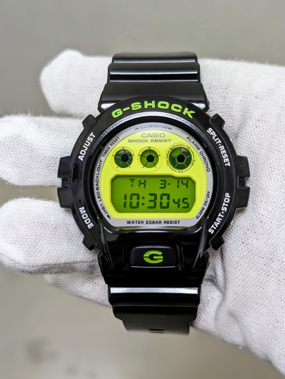 G-SHOCK
DW-6900 CRAZY COLORS 2024
DW-6900RCS