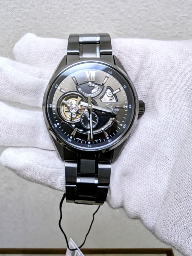 Orient Star
Modern Skeleton
オリエントスター
モダンスケルトン
RK-AV0126B
国内限定340本