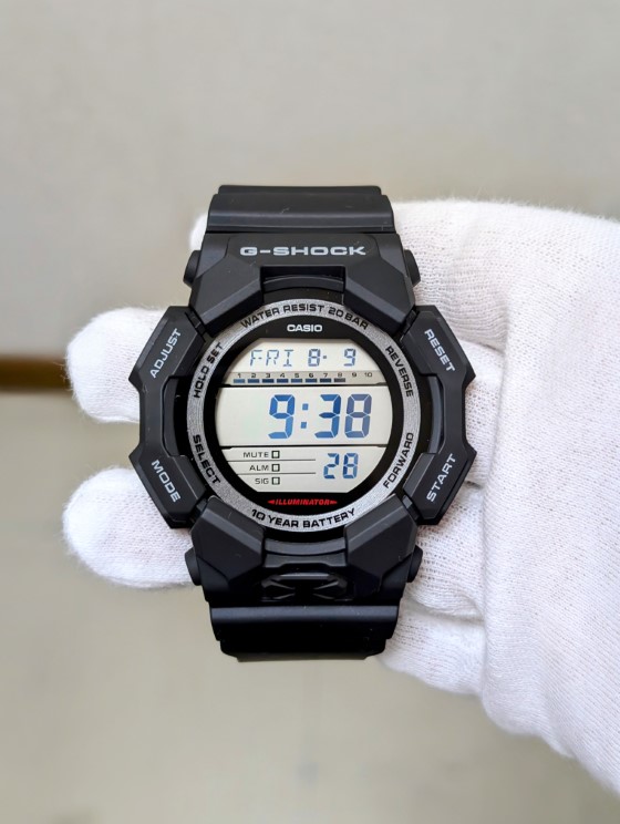 G-SHOCK
GD-010