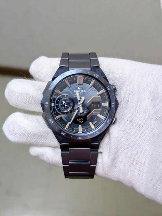 EDIFICE
WINDOFLOW
エディフィス
ウィンドフロー
ECB-2200YCB-2AJF