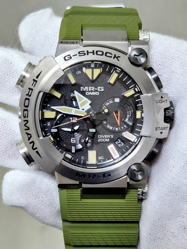 G-SHOCK
MR-G
FROGMAN
フロッグマン
MRG-BF1000RG-3AJR