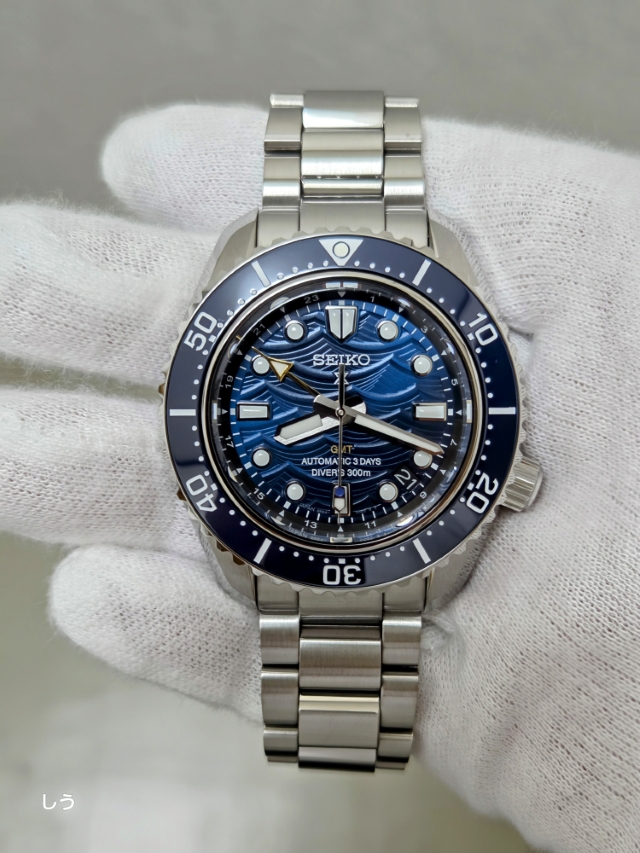 PROSPEX
Divers Scuba
プロスペックス
ダイバースキューバ
SBEJ027 / SPB509
ダイバーズ 1968 ヘリテージ GMT セイコーダイバーズウオッチ 60周年記念 限定モデル
世界限定：6,000本（うち国内：2,000本）