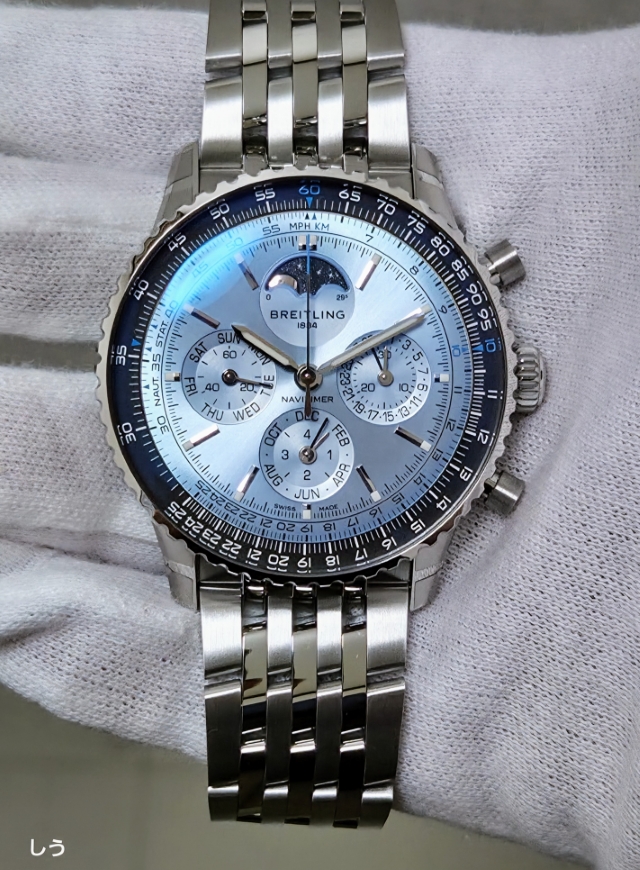 BREITLING
NAVITMER B19
CHRONOGRAPH 43
PERPETUAL CALENDAR
ブライトリング
ナビタイマー B19 
クロノグラフ 43
パーペチュアルカレンダー
PB1920251C1A1