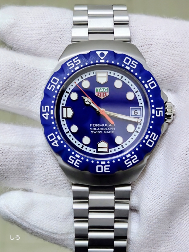 TAG HEUER
FORMULA 1
SOLARGRAPH
タグ・ホイヤー フォーミュラ1
ソーラーグラフ
WBY1112.BA0042