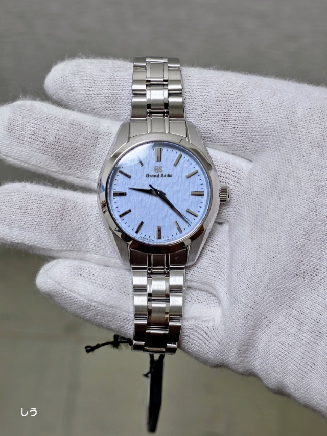 GRAND SEIKO
グランドセイコー
SBGX361