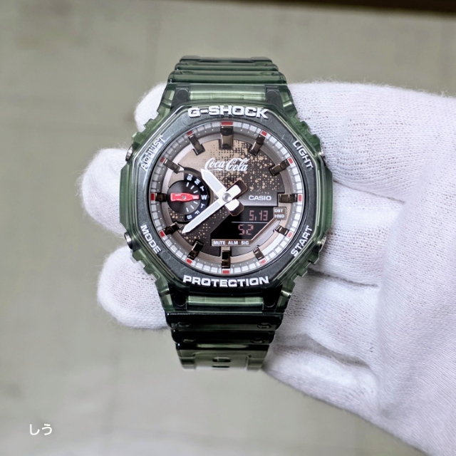 G-SHOCK
Coca-Cola®コラボレーションモデル
GA-2100CC-3AJR