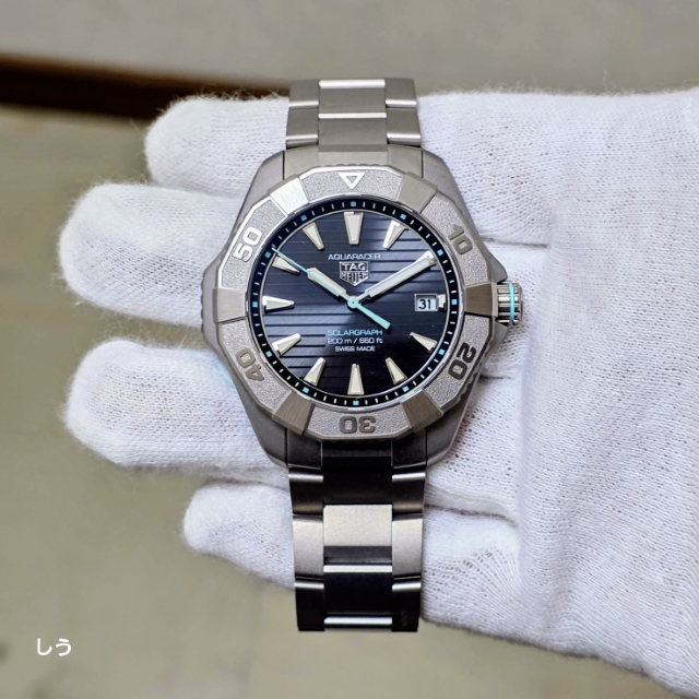 TAG HEUER
AQUARACER PROFESSIONAL 200
SOLARGRAPH
タグ・ホイヤー
アクアレーサー プロフェッショナル200
ソーラーグラフ
WBP1184.BF0008