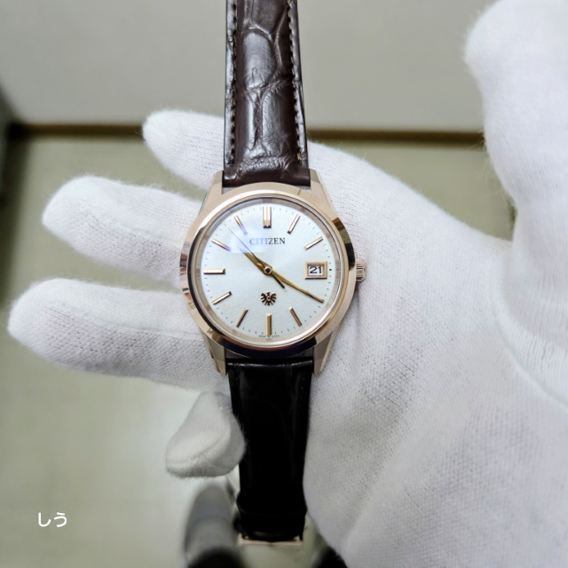The CITIZEN
ザ・シチズン
AQ4106-00B
世界限定350本